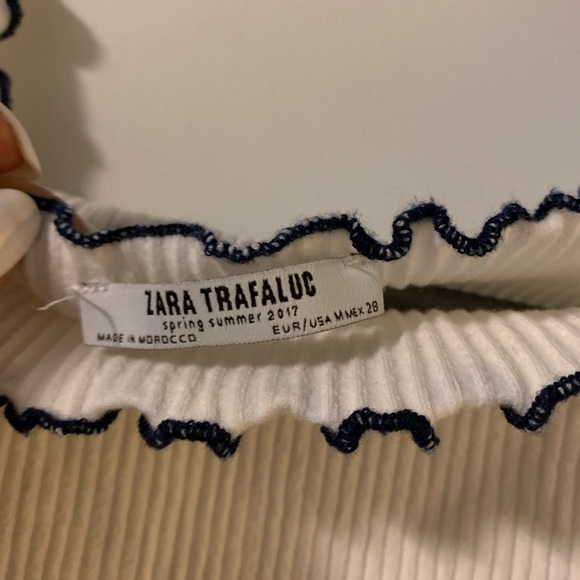 Zara White Ribbed Off Shoulder Top with Blue Trim - Picture 3 of 4